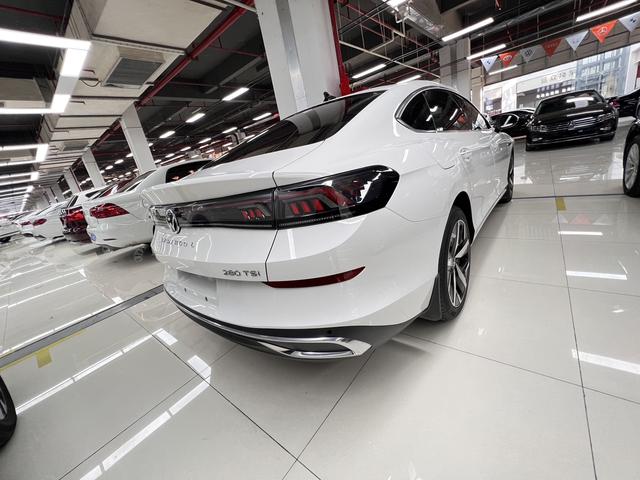 超高性價比！2022款大眾凌渡L，10萬出頭體驗8.9秒“超辣”推背感