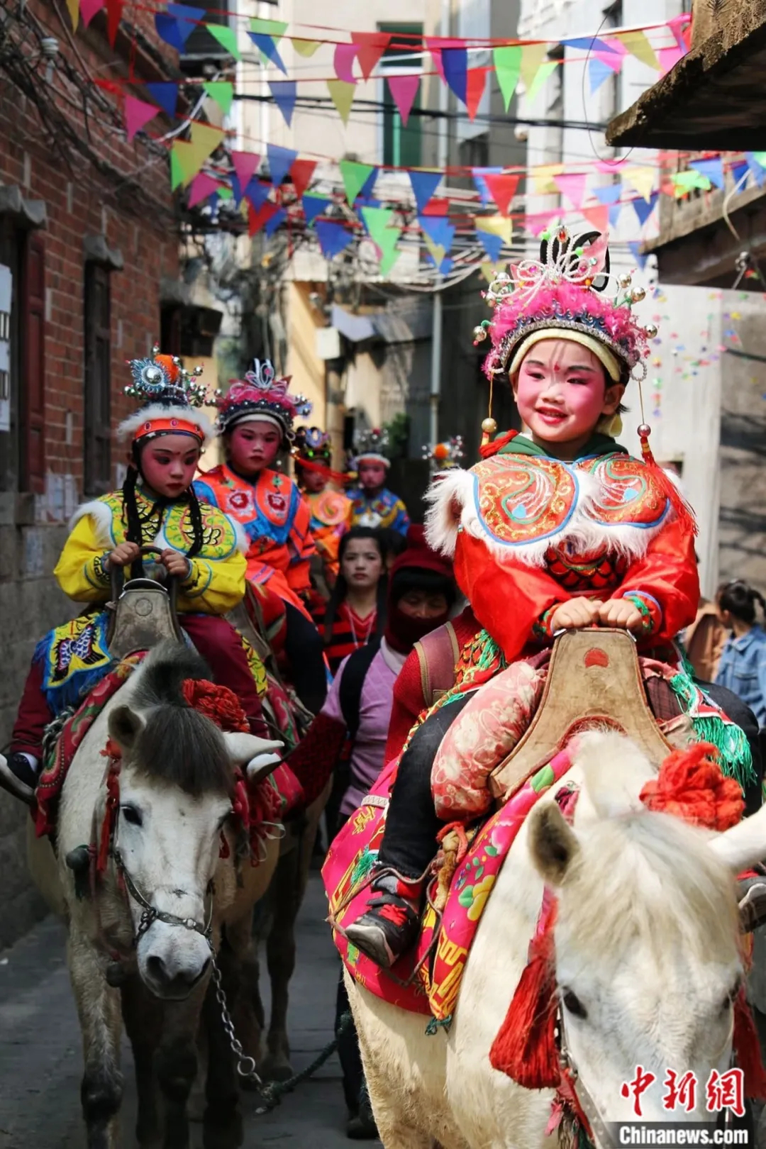 人這一輩子，一定要到莆田鬧一次元宵