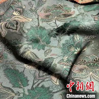 中國黎錦提花面料亮相2025巴黎頂級面料展