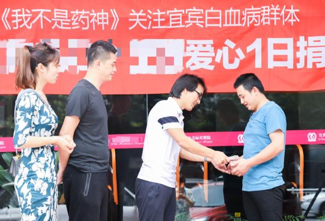 南充小伙為宜賓做了6件事讓百萬人感動，他現(xiàn)在回到家鄉(xiāng)要接著干…