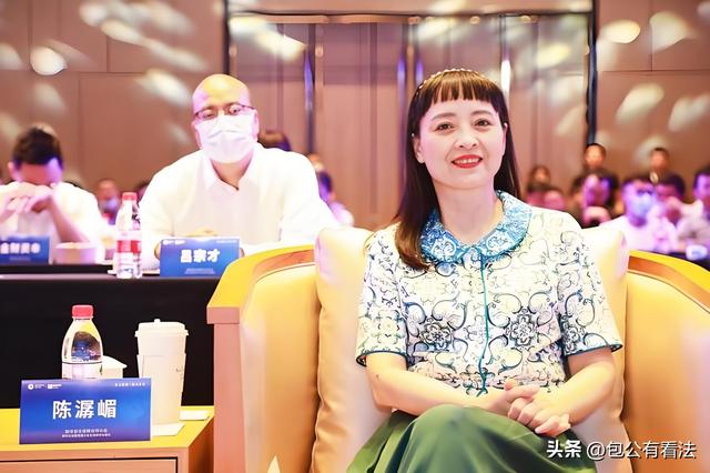 揚(yáng)子江畔美女廳官落馬，曾長期擔(dān)任南京江北新區(qū)管委會要職！