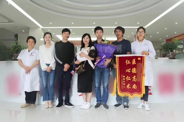 南充小伙為宜賓做了6件事讓百萬人感動，他現(xiàn)在回到家鄉(xiāng)要接著干…