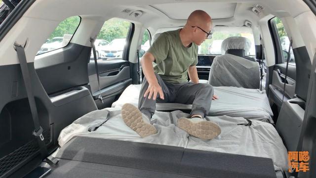 大七座合資SUV不到20萬，探店福特銳界L，你覺得卷不卷？