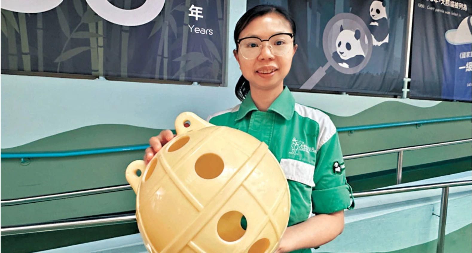 “安安”“可可”在香港住得怎么樣？一起探訪