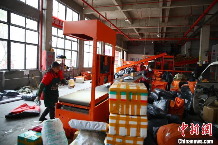 中部山區(qū)小城緣何成為“中國(guó)物流第一縣”？