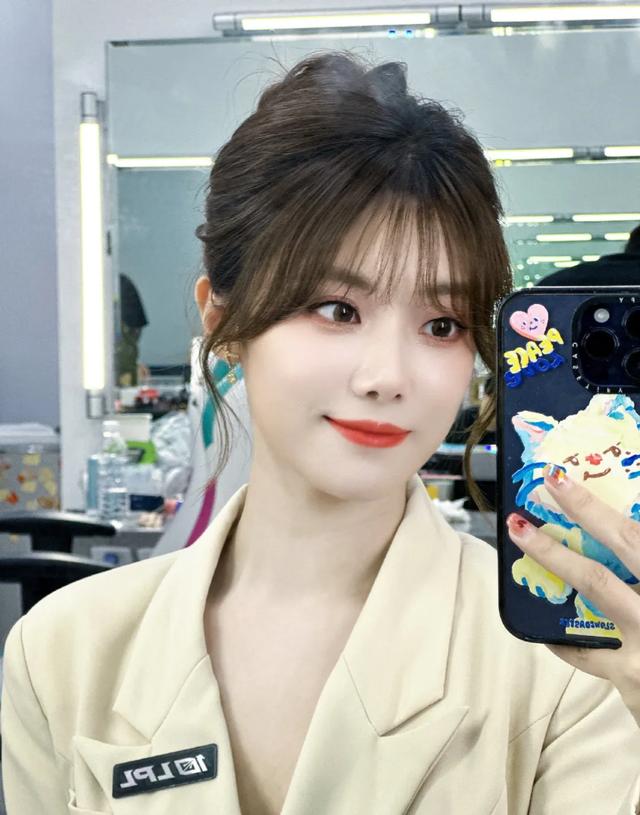 盤點(diǎn)那些年LOL美女解說(shuō)主持，有人風(fēng)光無(wú)限？有人銷聲匿跡？