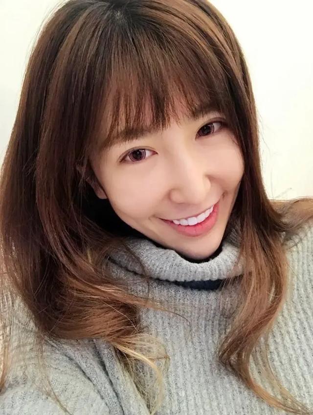 盤點(diǎn)那些年LOL美女解說(shuō)主持，有人風(fēng)光無(wú)限？有人銷聲匿跡？