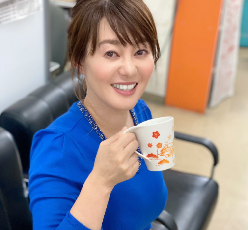 前日本NHK“巨乳”女主播慘遭網(wǎng)絡(luò)暴力，被迫辭職后大拍寫真“報(bào)復(fù)”流言