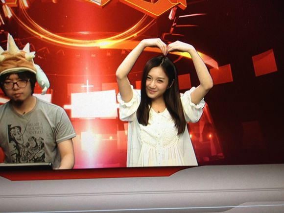 七號前緋聞女友小悠曬私房照，超清純顏值爆表不輸Miss！