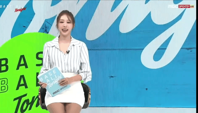 韓國(guó)極品美女主持人！黑絲大長(zhǎng)腿！太有魅力了！