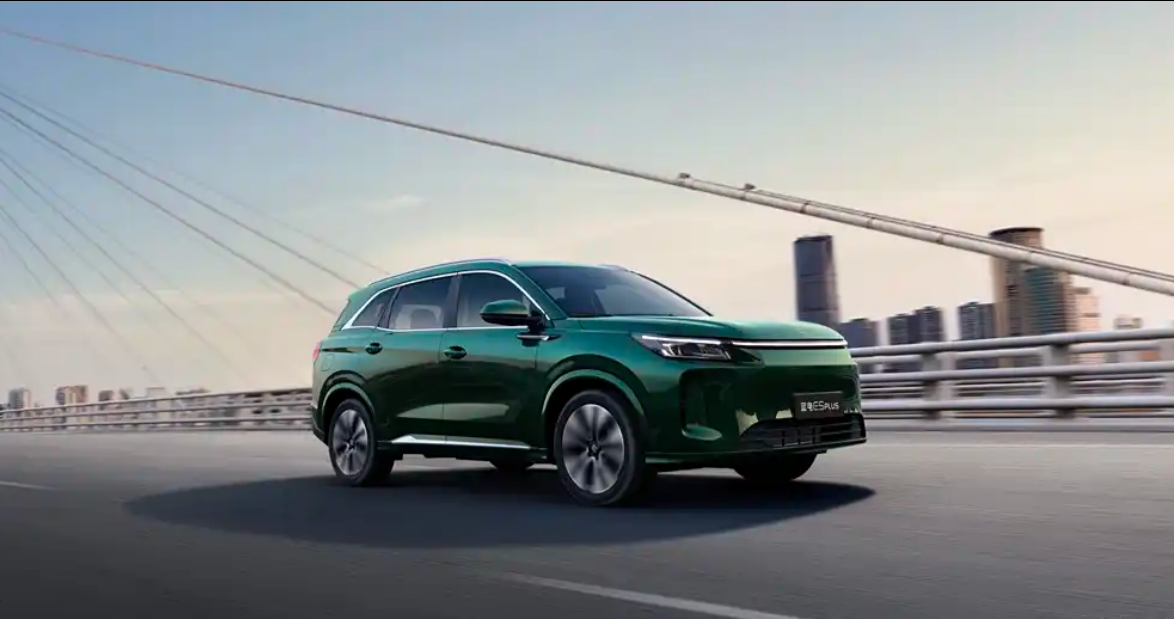 9.98萬(wàn)入手165km長(zhǎng)續(xù)航插混SUV，長(zhǎng)續(xù)航時(shí)代要悄然開(kāi)啟了？