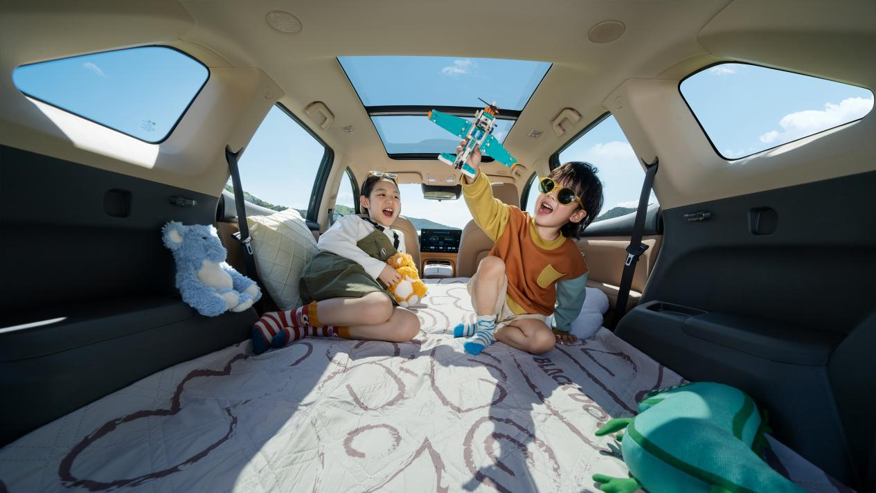 買插混車的“省錢密碼”來(lái)了，藍(lán)電E5 PLUS 165km長(zhǎng)續(xù)航詮釋新出行！