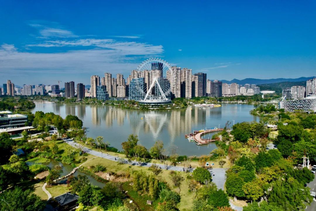 東西問(wèn)丨里韋拉·埃斯皮諾薩：人類應(yīng)以何種“新禮”回贈(zèng)大地？