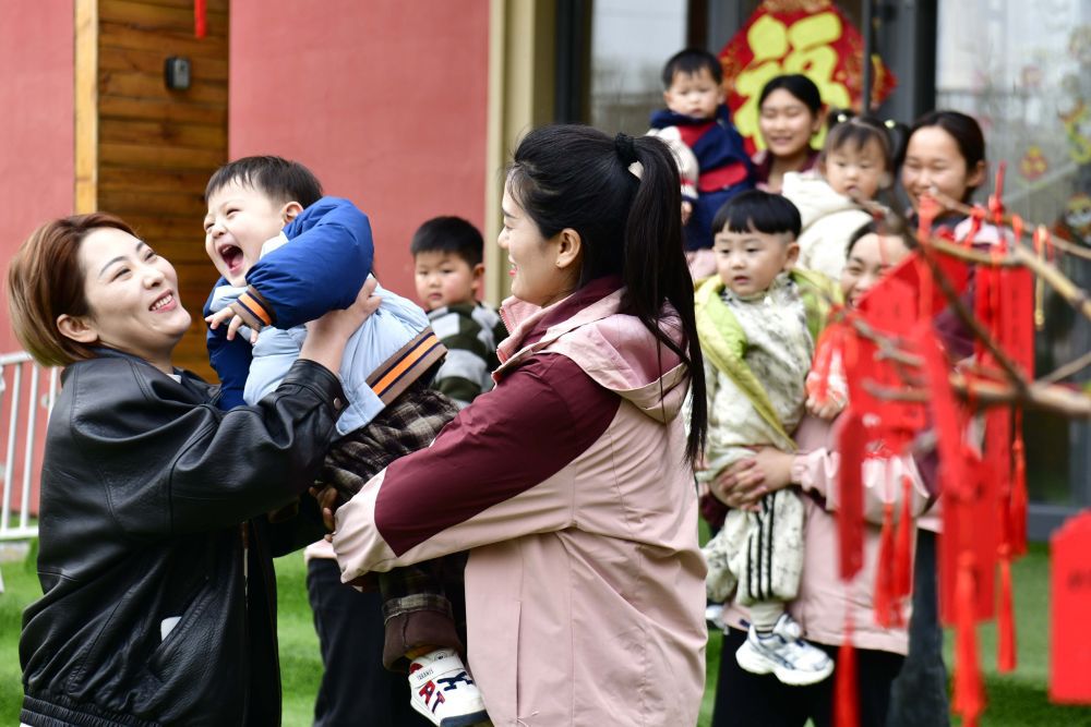 增強(qiáng)必勝信心 贏得戰(zhàn)略主動——黨的二十屆四中全會錨定中國式現(xiàn)代化發(fā)展新目標(biāo)