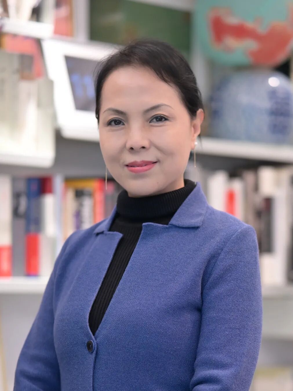 國(guó)際舞臺(tái)展現(xiàn)中國(guó)“她力量” - 暨南大學(xué)陳平榮任國(guó)際民間藝術(shù)組織主席