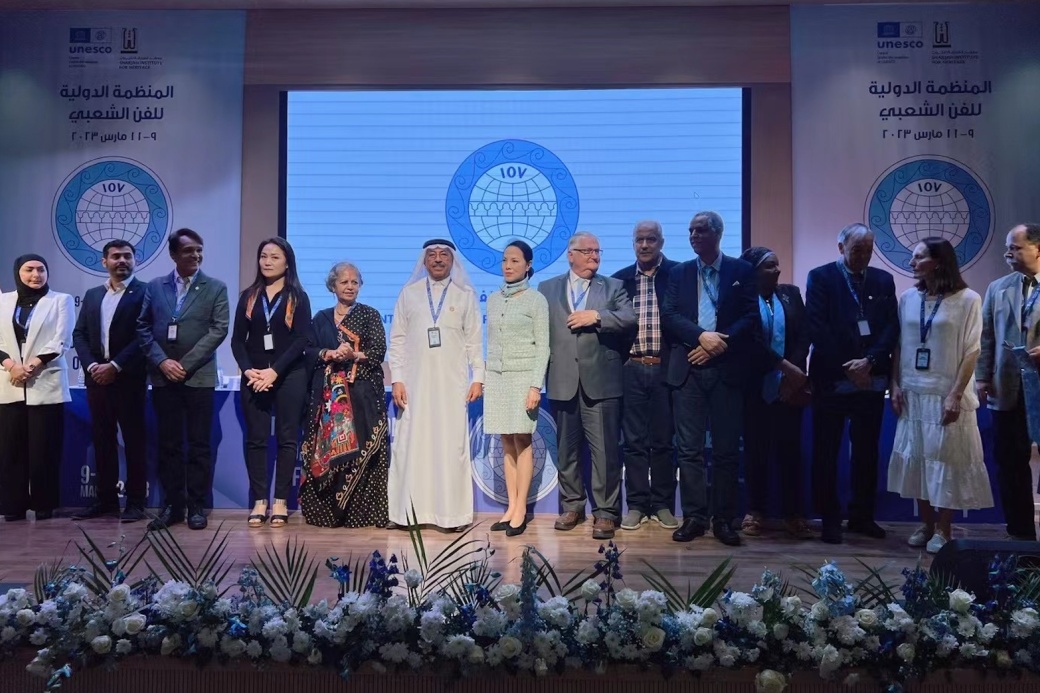 國(guó)際舞臺(tái)展現(xiàn)中國(guó)“她力量” - 暨南大學(xué)陳平榮任國(guó)際民間藝術(shù)組織主席